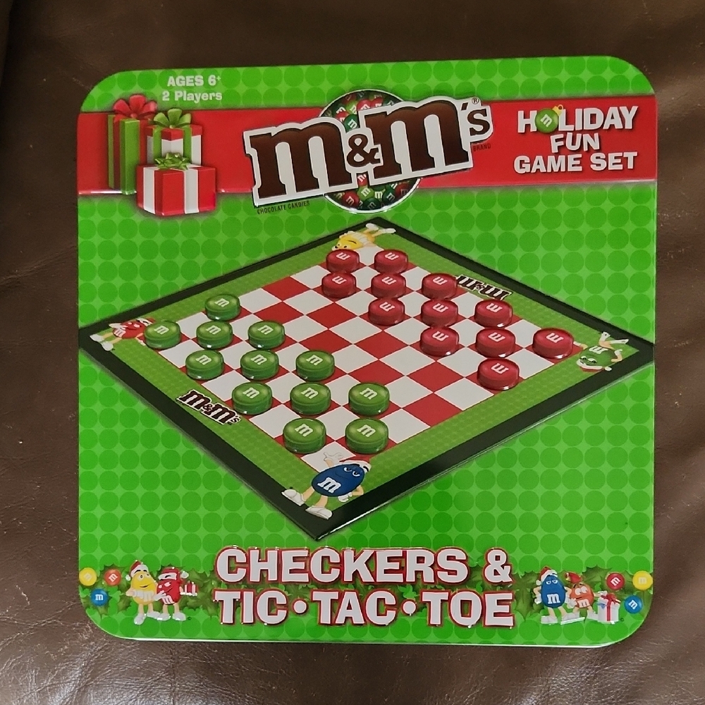 M&M'S Holiday Game Set - Green and Red